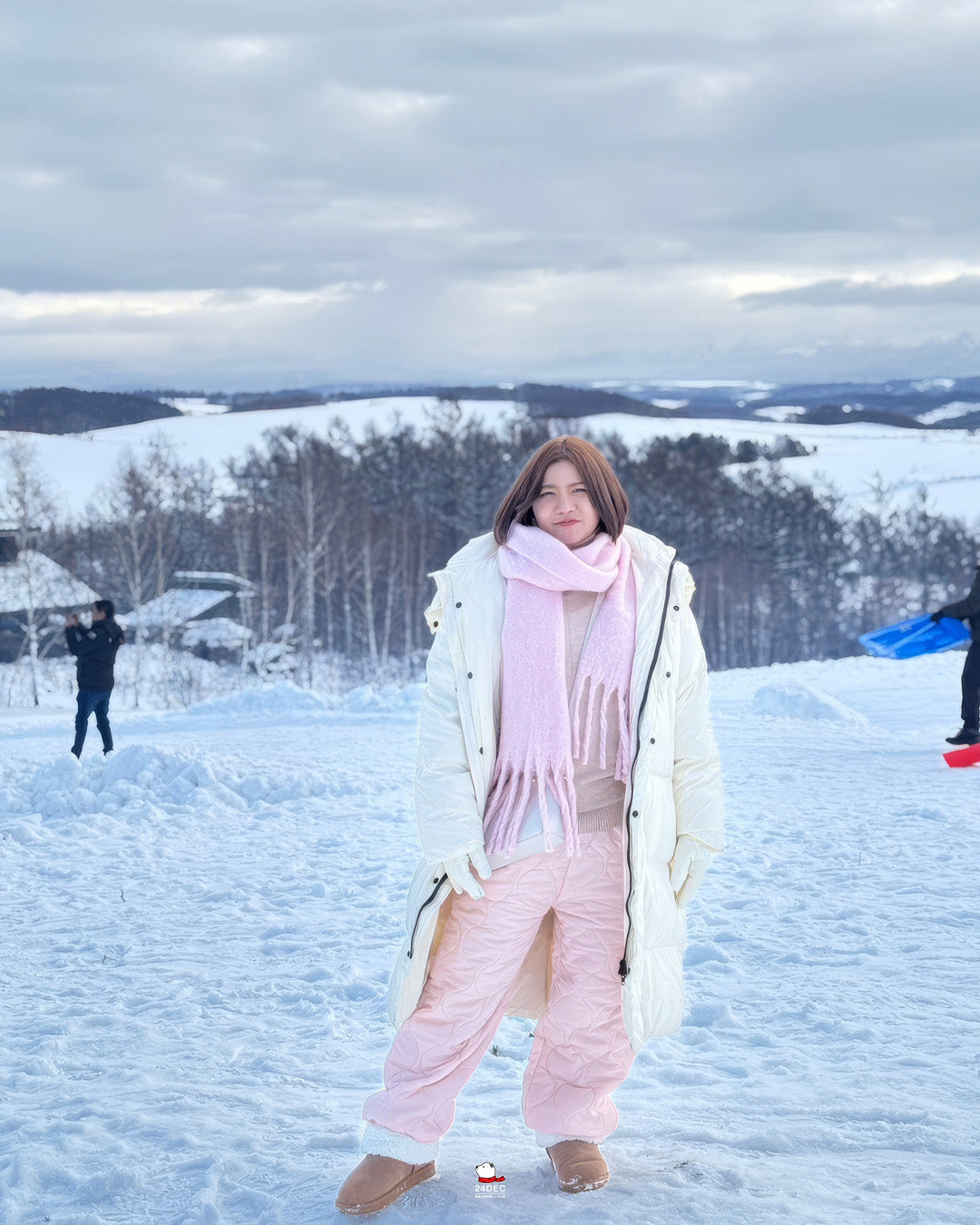 เช่าเสื้อกันหนาว หญิง รุ่น ASTANA สี ขาว