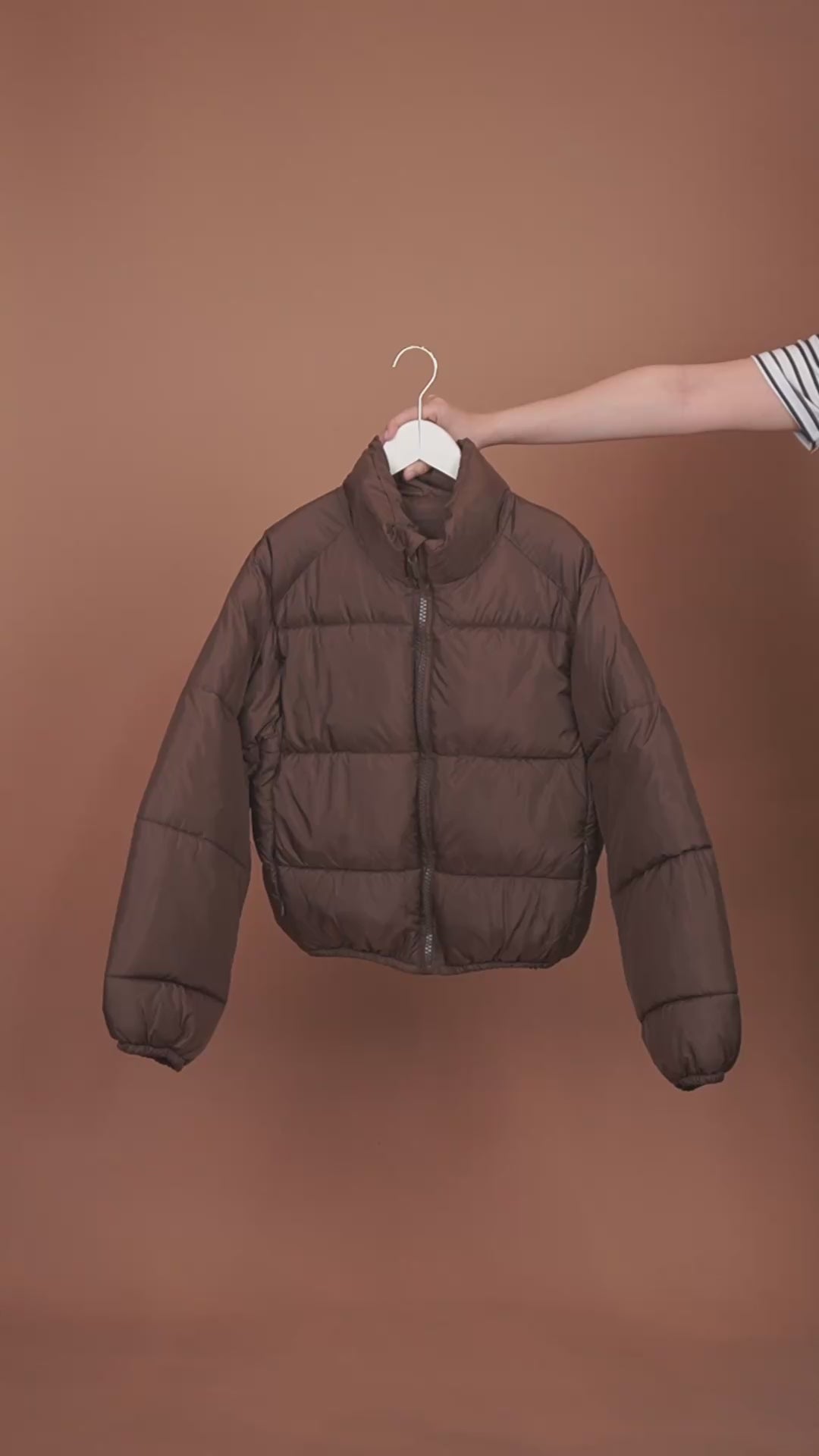 เช่าเสื้อกันหนาว หญิง รุ่น MOCHA สี น้ำตาล