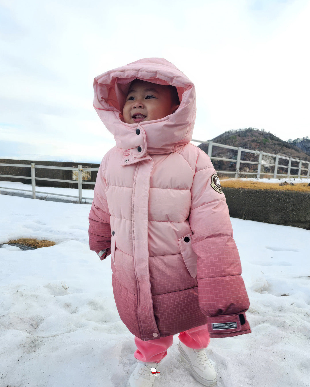 เช่าเสื้อกันหนาว เด็ก รุ่น ELODIE สี ชมพู