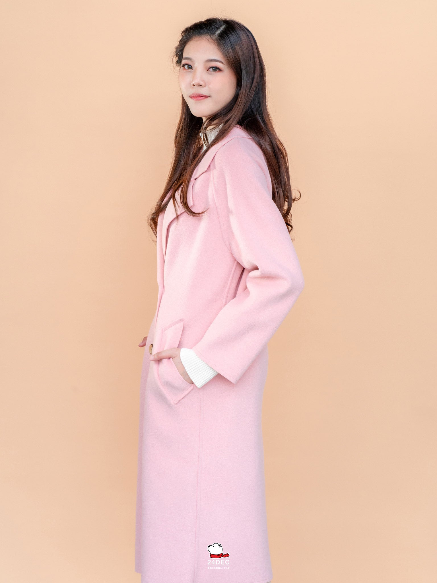 เช่าเสื้อโค้ท หญิง รุ่น LANA สี ชมพู