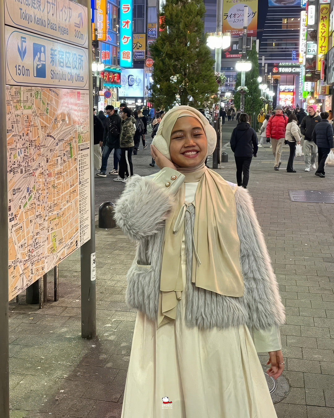 เช่าเสื้อขนเฟอร์ หญิง รุ่น AMANDA สี เทา