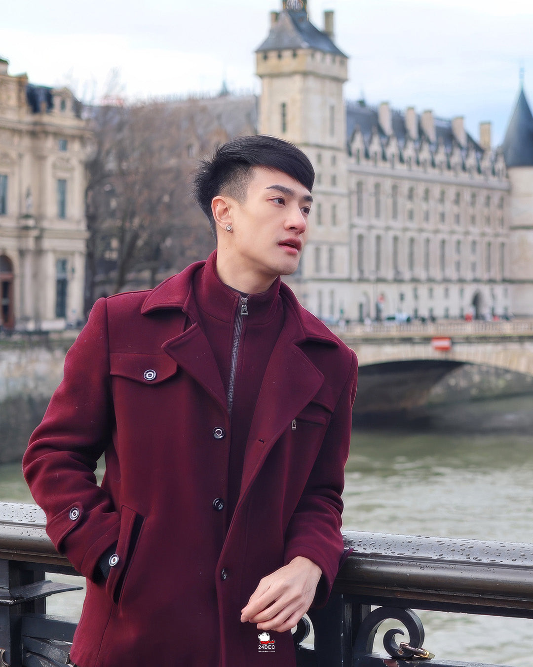 เช่าเสื้อโค้ท ชาย รุ่น AMSTERDAM สี แดงเรดไวน์