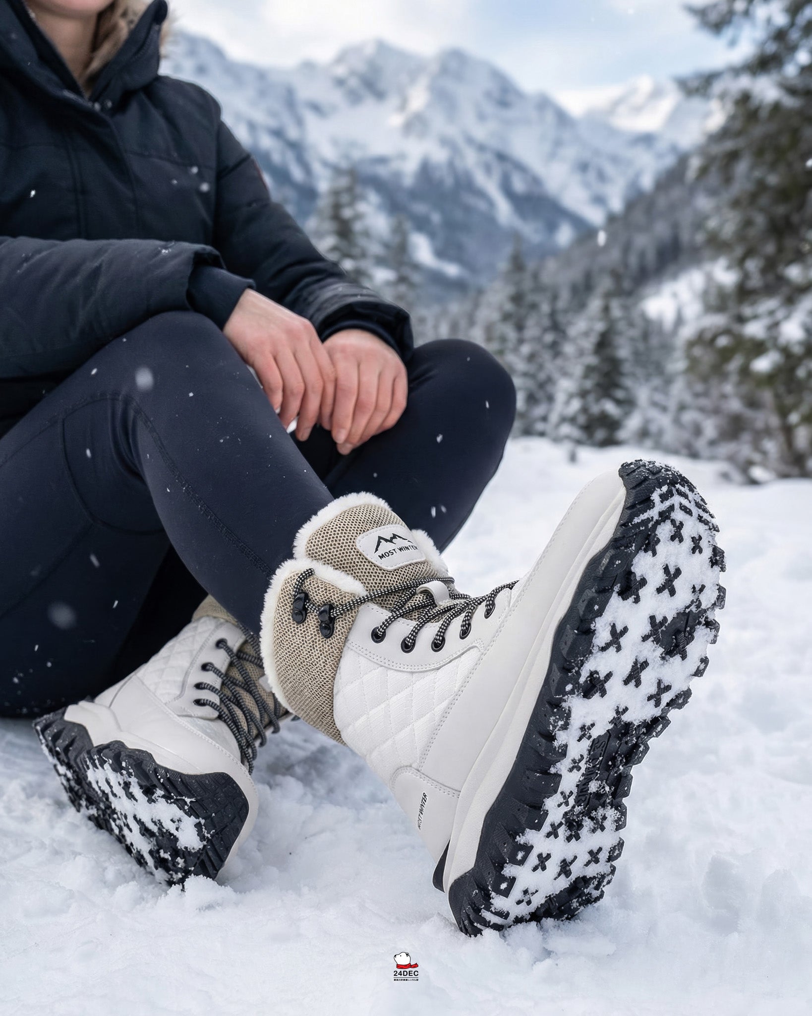 เช่ารองเท้าบูท หญิง รุ่น BALKAN สี ขาว