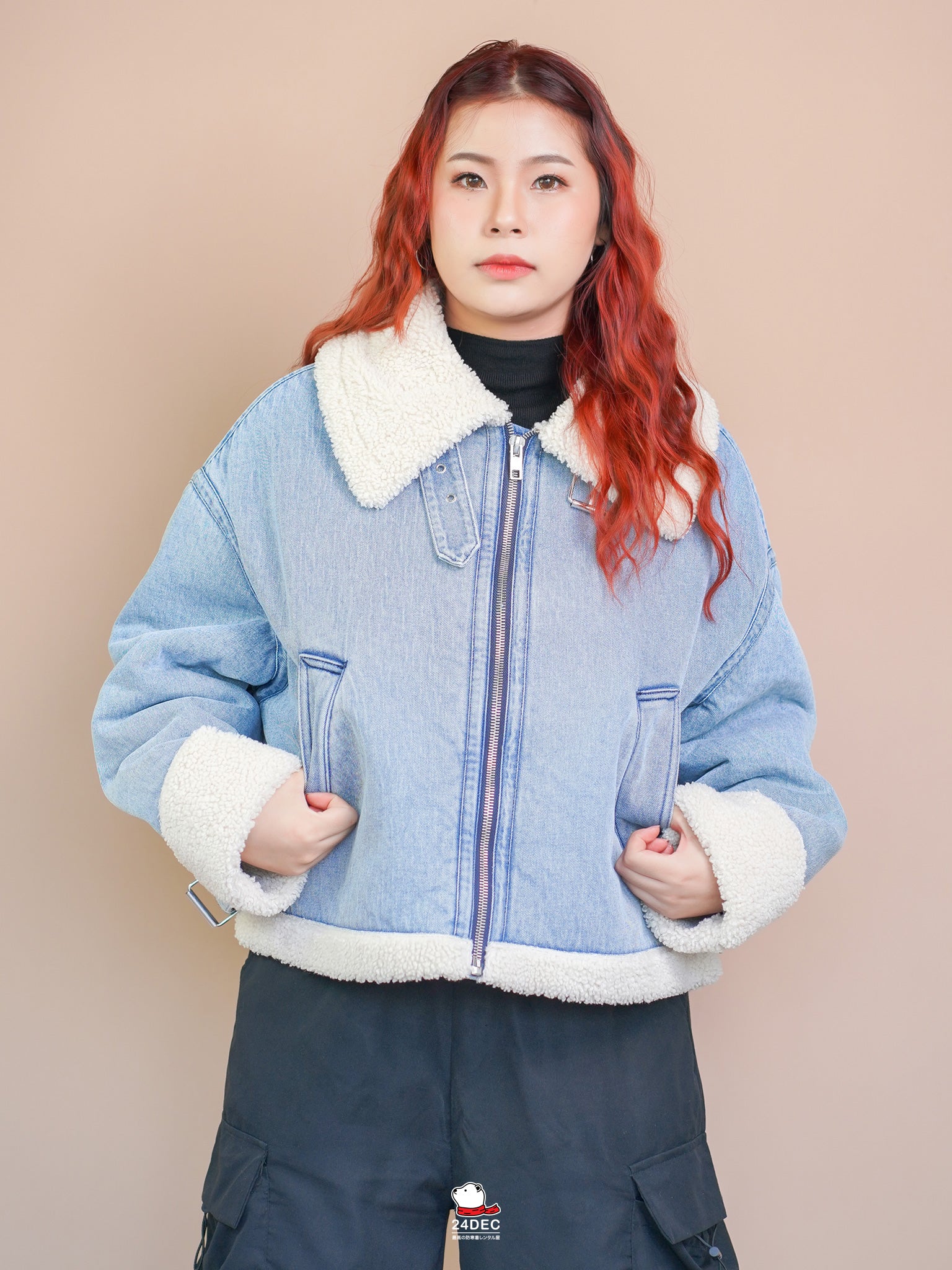 เช่าเสื้อแจ็คเก็ต หญิง รุ่น COCO สี น้ำเงิน