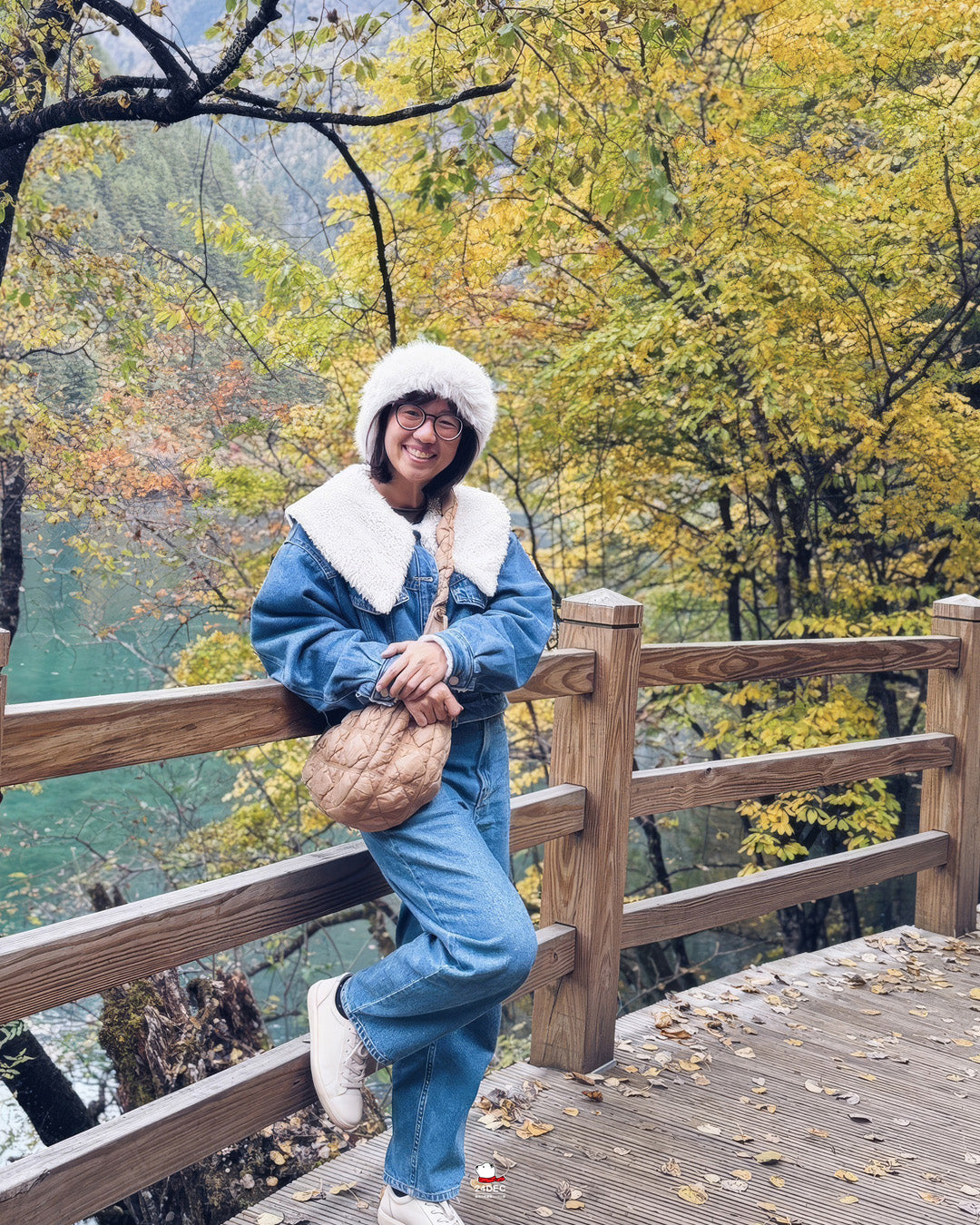 เช่าเสื้อแจ็คเก็ต หญิง รุ่น DOVER สี น้ำเงิน