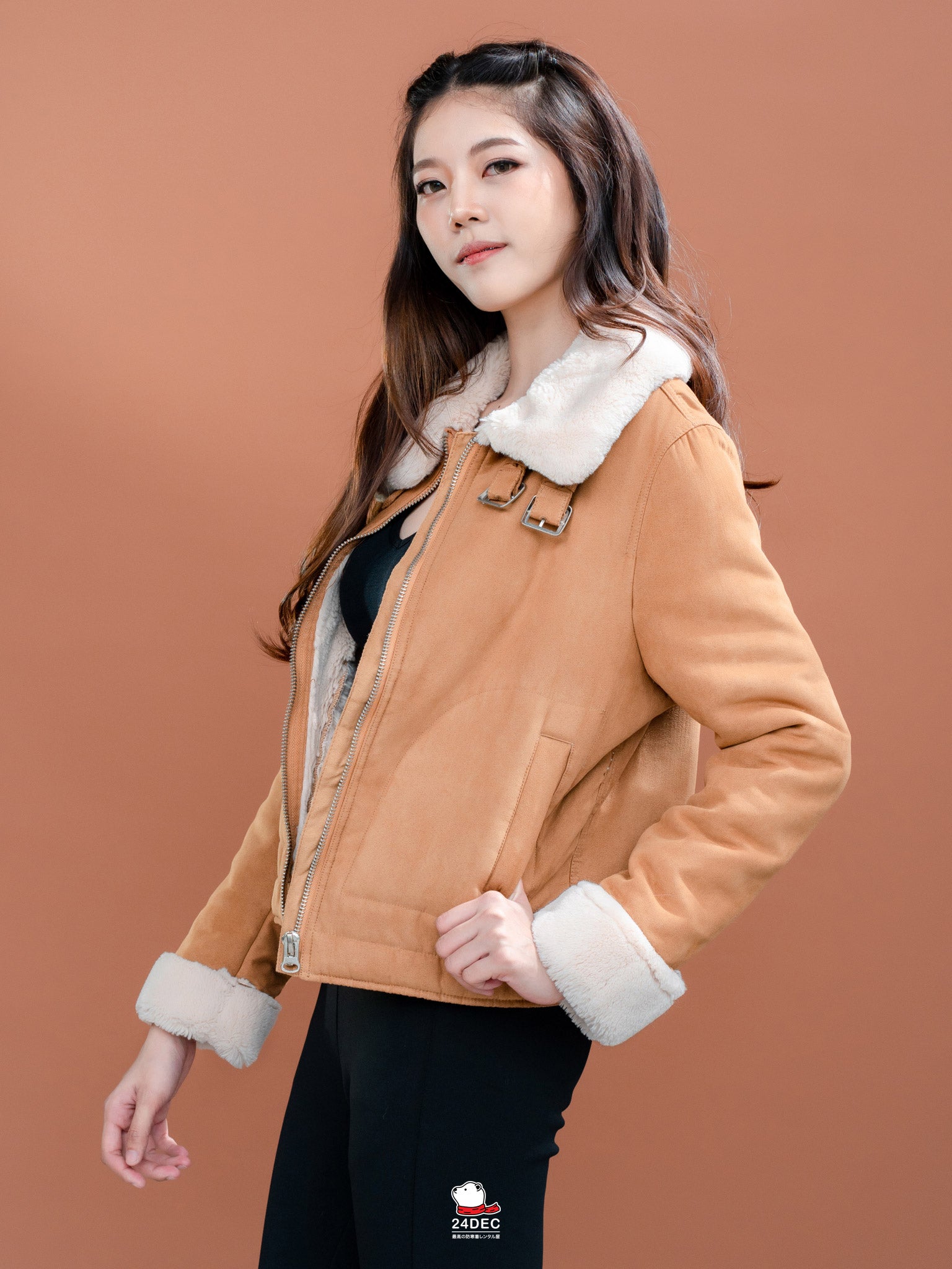 เช่าเสื้อแจ็คเก็ต หญิง รุ่น FILIAE สี น้ำตาล