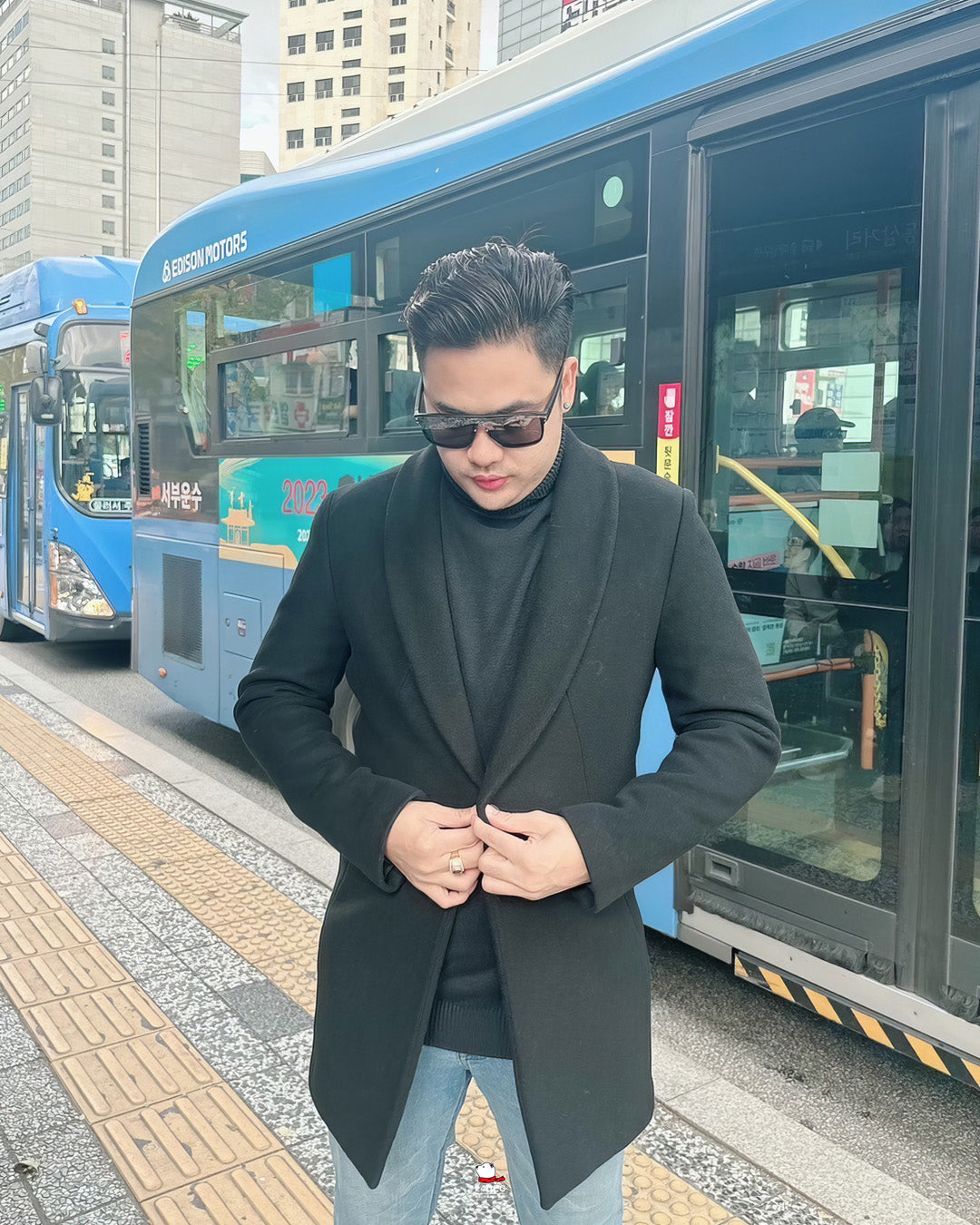 เช่าเสื้อโค้ท ชาย รุ่น GONJU สี ดำ