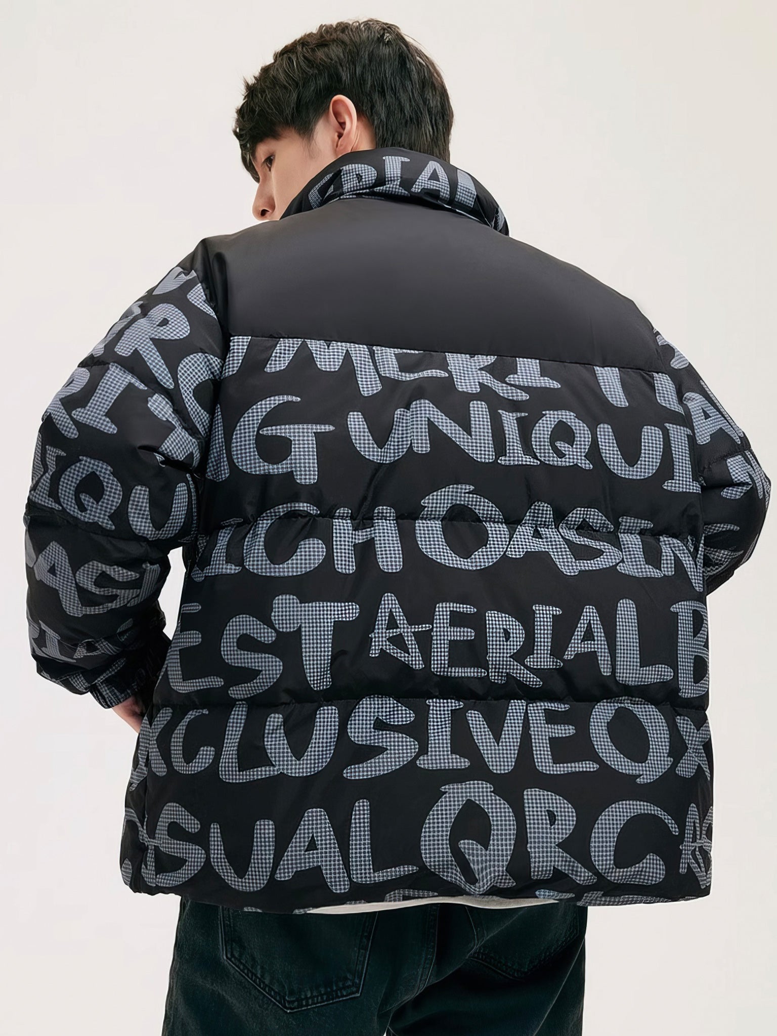 เช่าเสื้อกันหนาว ชาย รุ่น GRAFFITI สี ดำ