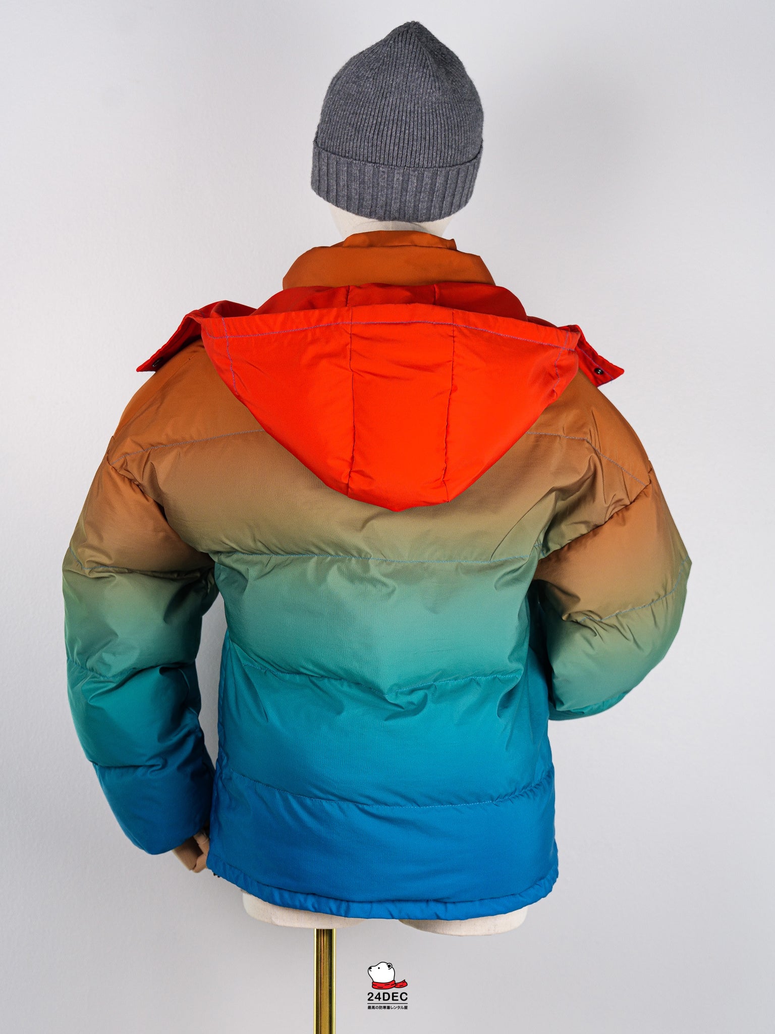 เช่าเสื้อกันหนาว ชาย รุ่น INSULA สี น้ำเงิน
