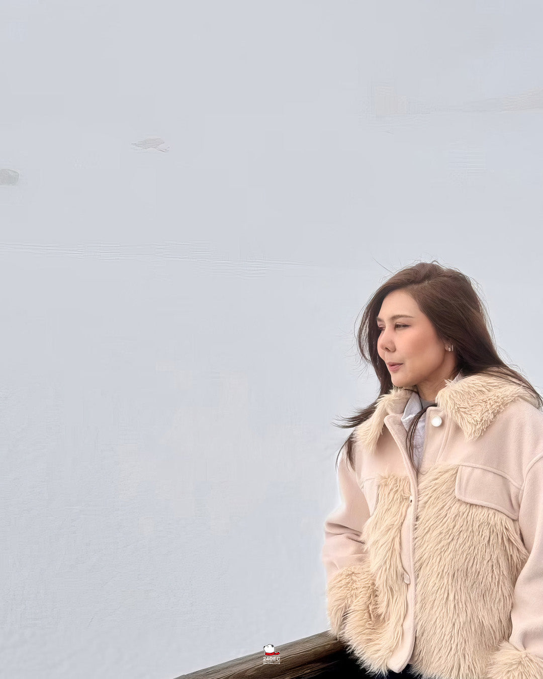 เช่าเสื้อแจ็คเก็ต หญิง รุ่น KARINA สี น้ำตาล