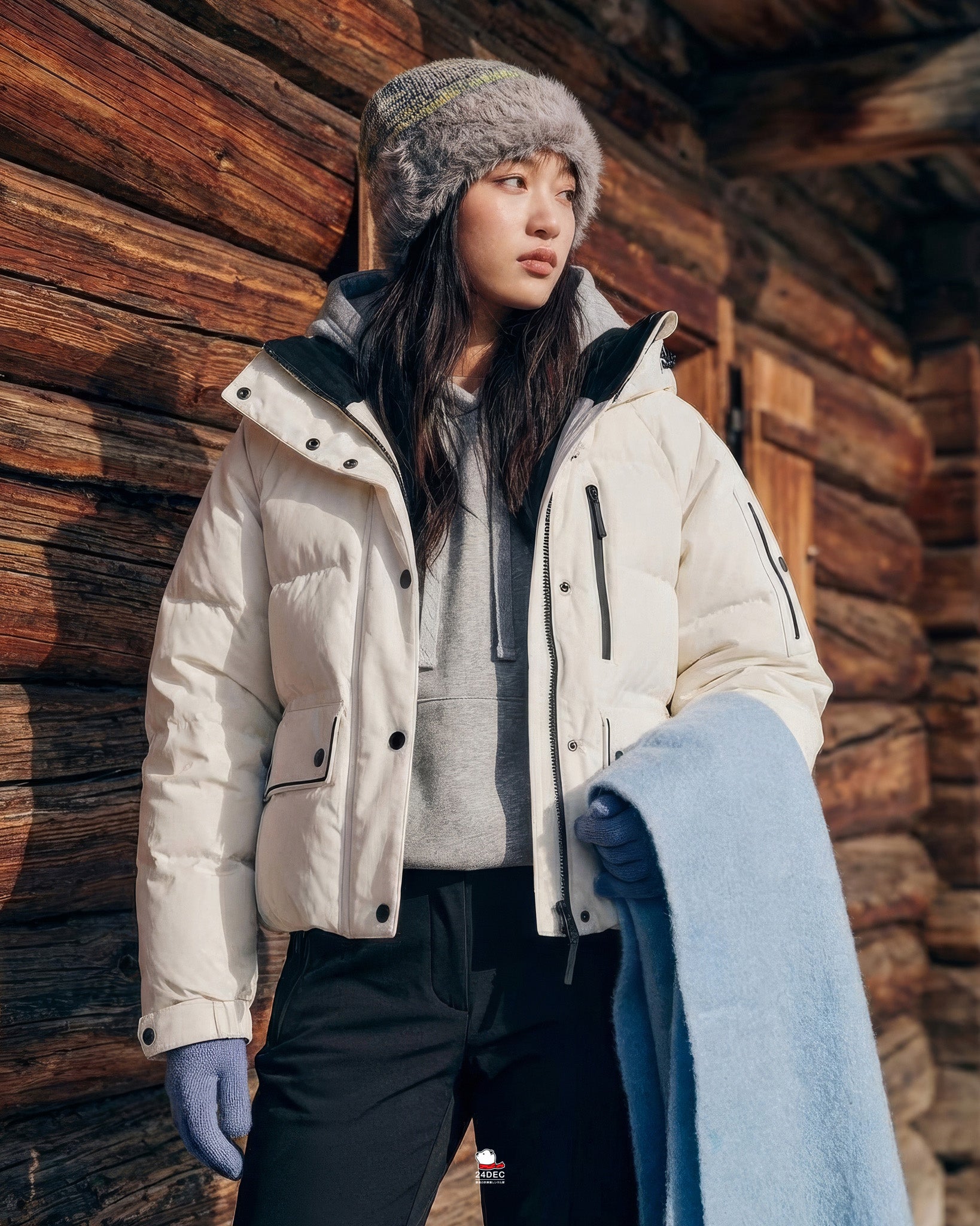 เช่าเสื้อกันหนาว หญิง รุ่น LANGLEY สี ขาว