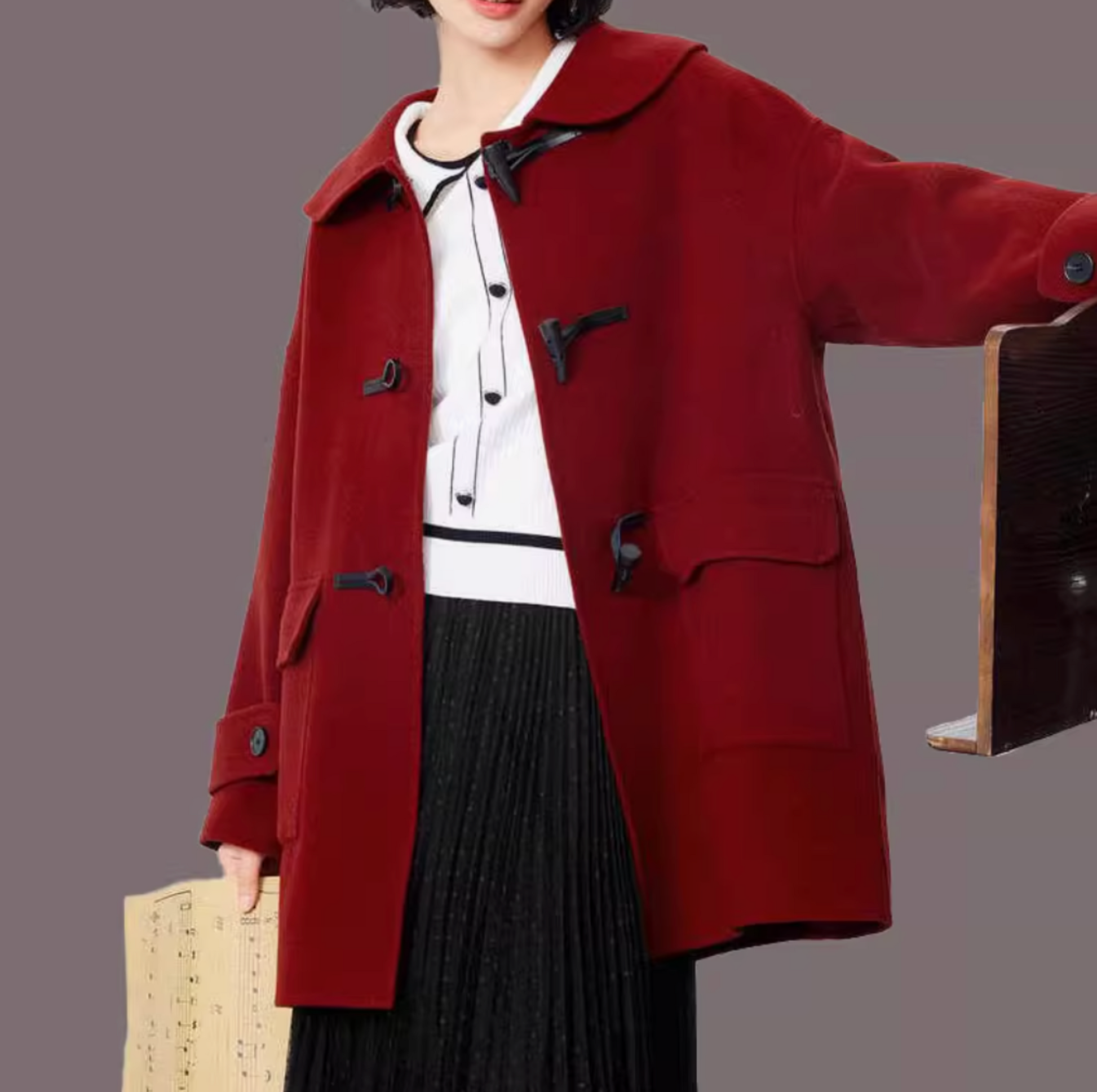 เช่าเสื้อโค้ท หญิง รุ่น LATVIA สี แดงเรดไวน์