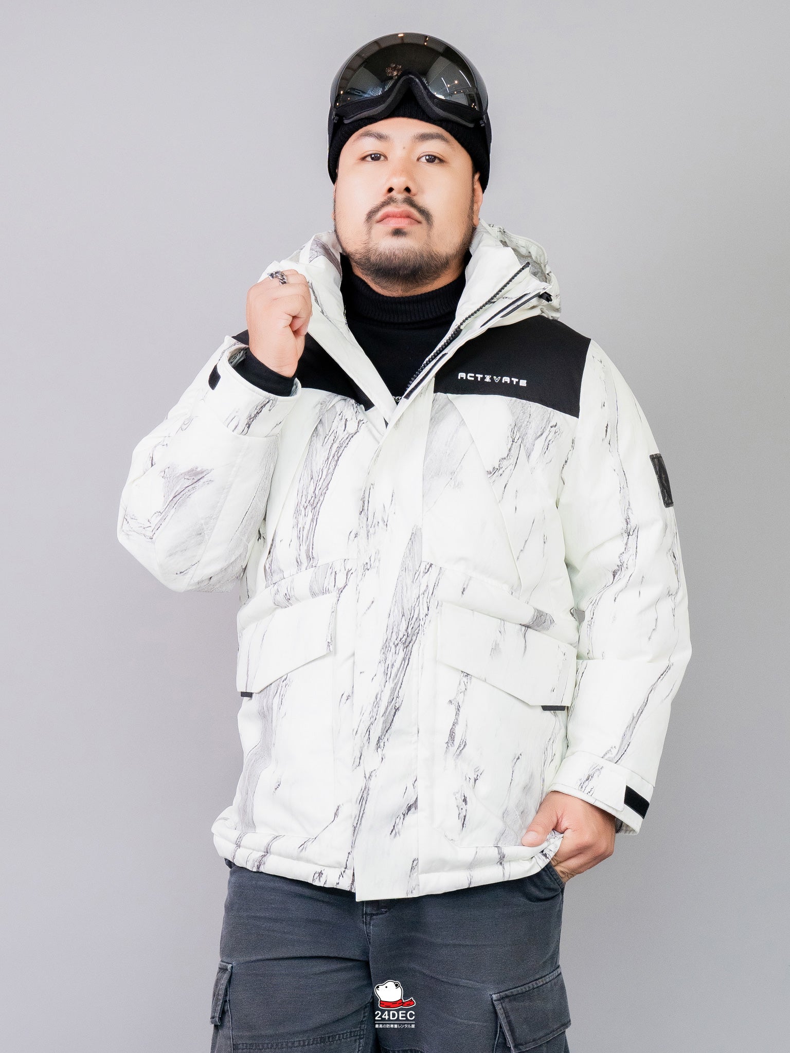 เช่าเสื้อกันหนาว ชาย รุ่น MARBLE สี ขาว
