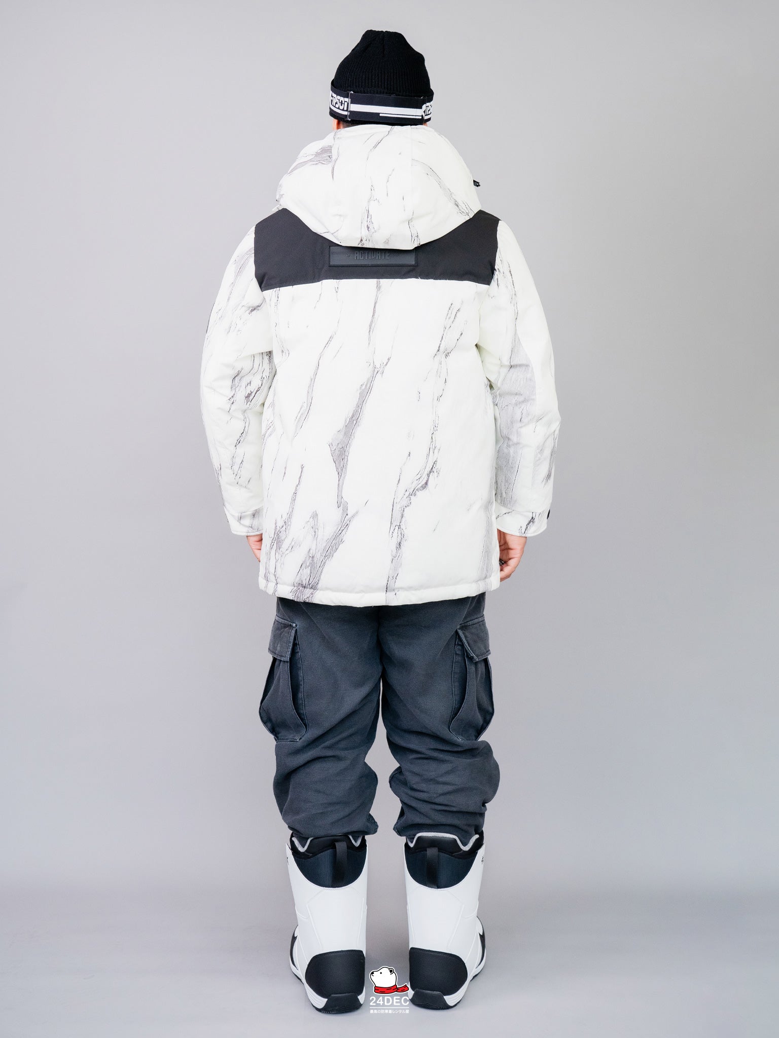 เช่าเสื้อกันหนาว ชาย รุ่น MARBLE สี ขาว