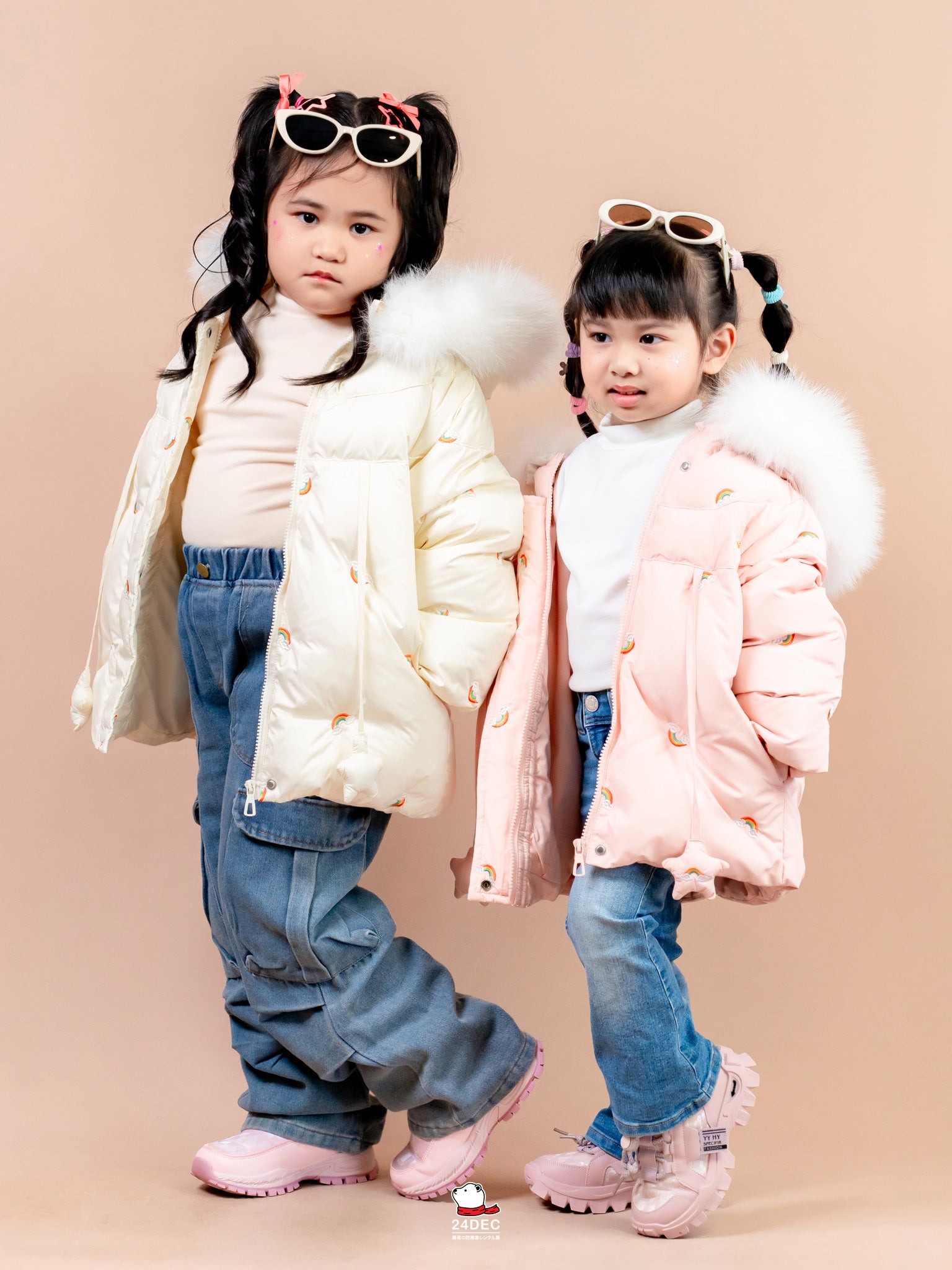 เช่าเสื้อกันหนาว เด็ก รุ่น NIJI สี ขาว
