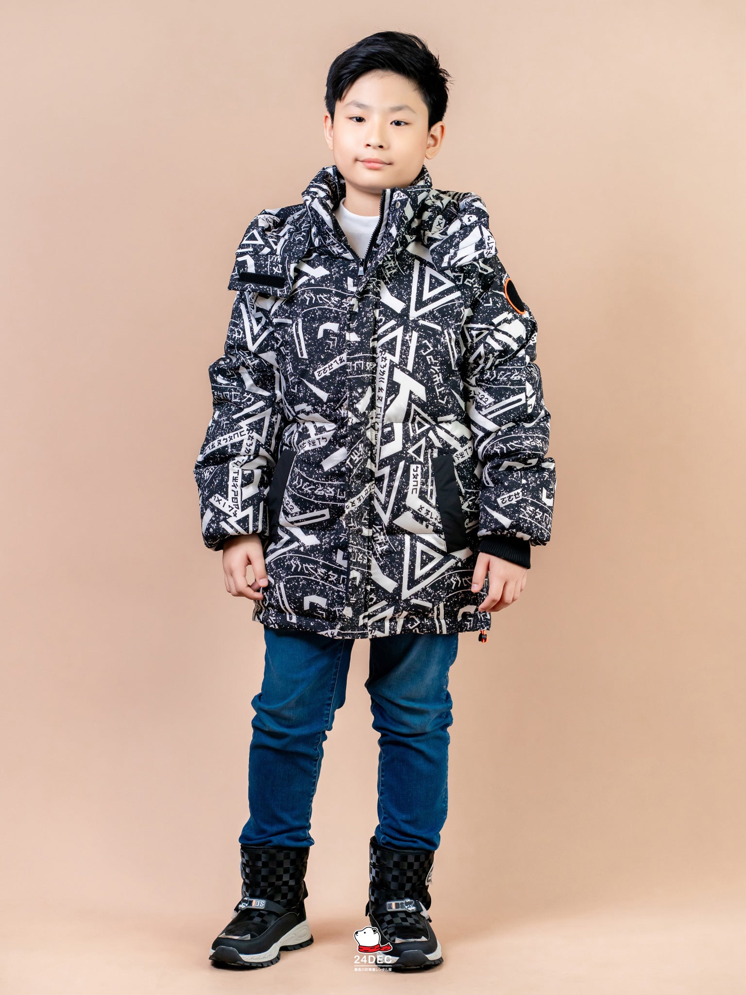 เช่าเสื้อกันหนาว เด็ก รุ่น OTOKO สี ดำ
