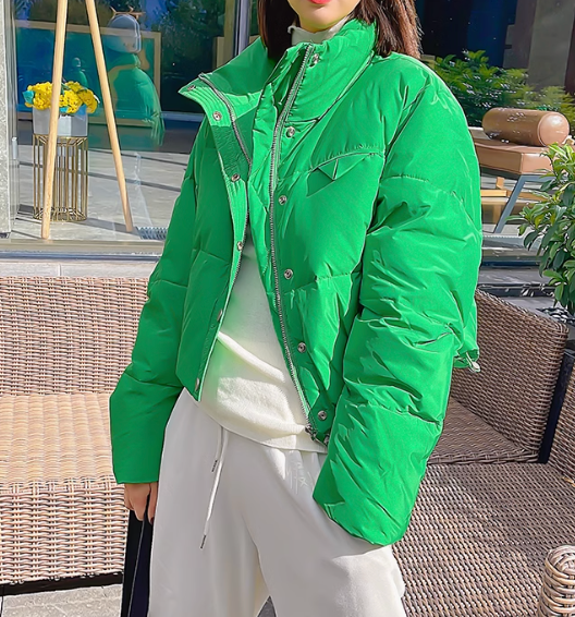 เช่าเสื้อกันหนาว หญิง รุ่น PERIDOT สี เขียว