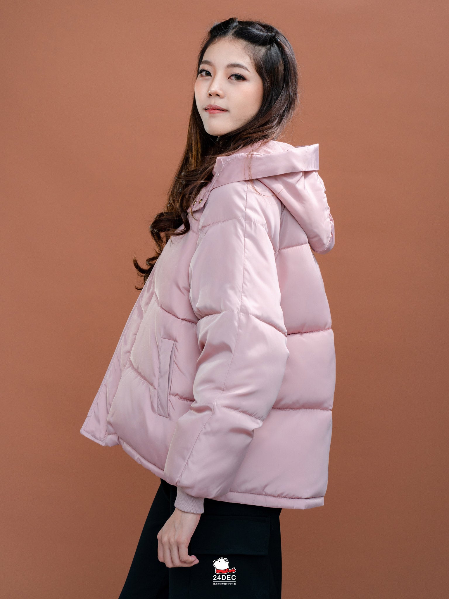 เช่าเสื้อกันหนาว หญิง รุ่น PIRUM สี ชมพู
