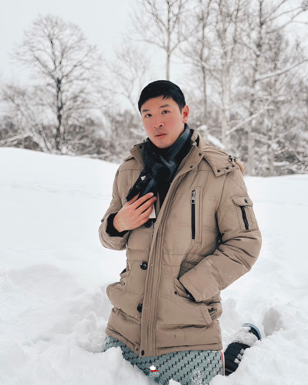 เช่าเสื้อกันหนาว ชาย รุ่น ROWLAND สี ครีม