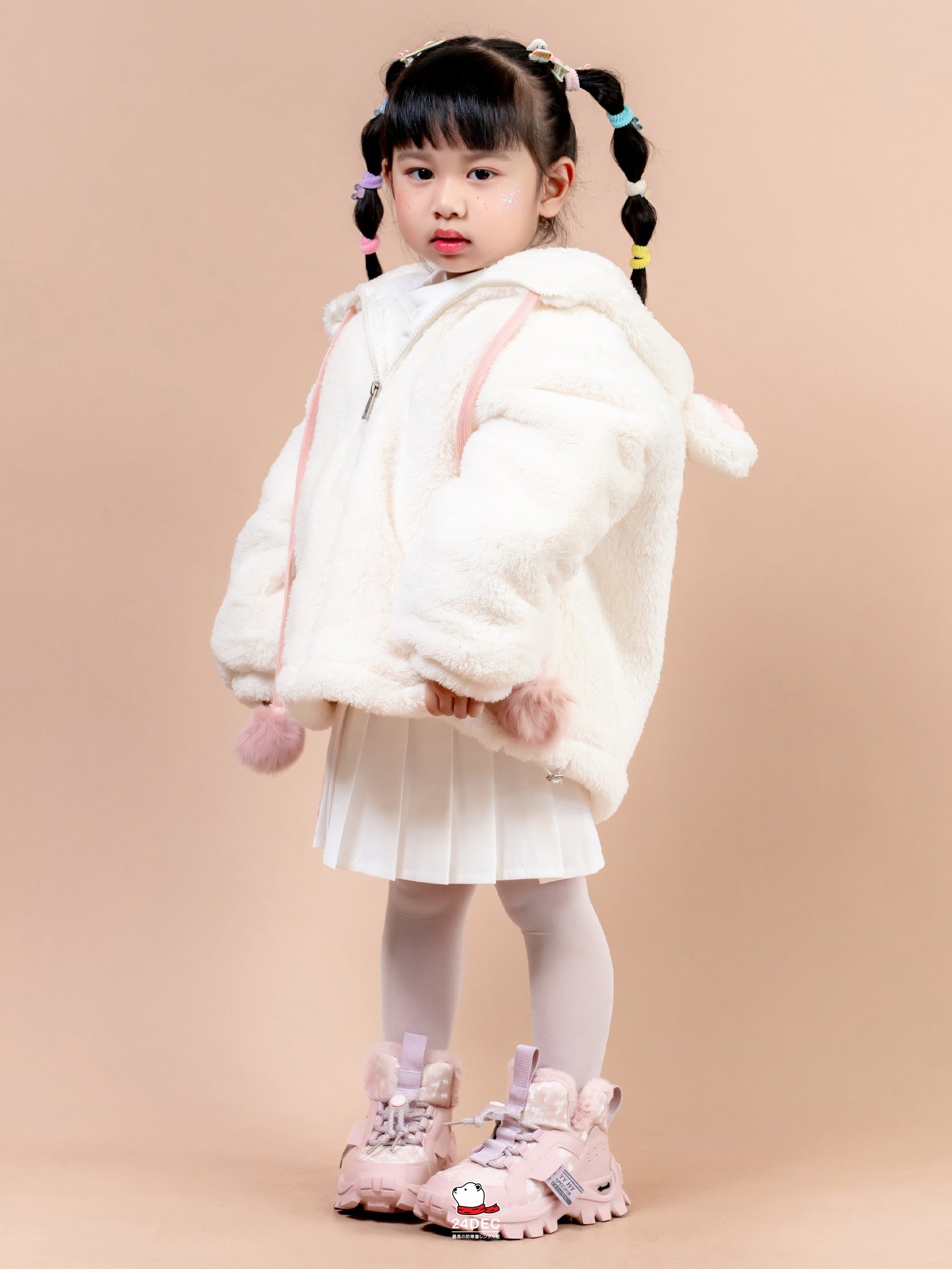 เช่าเสื้อแจ็คเก็ต เด็ก รุ่น ROXIE สี ขาว