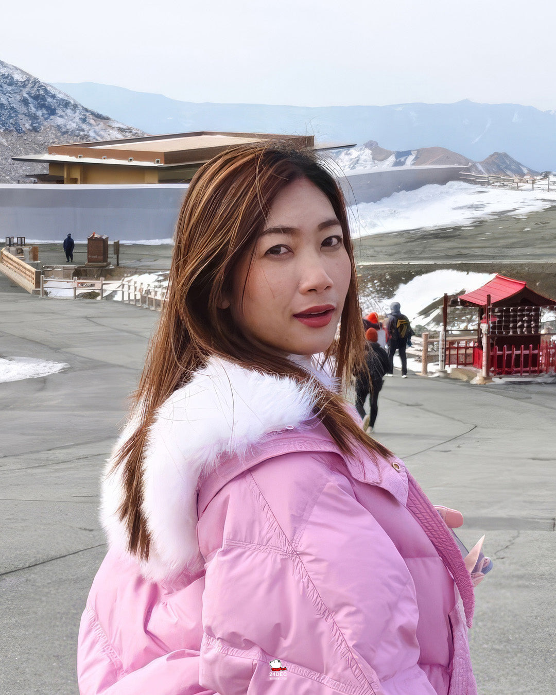 เช่าเสื้อกันหนาว หญิง รุ่น SORAYA สี ชมพู