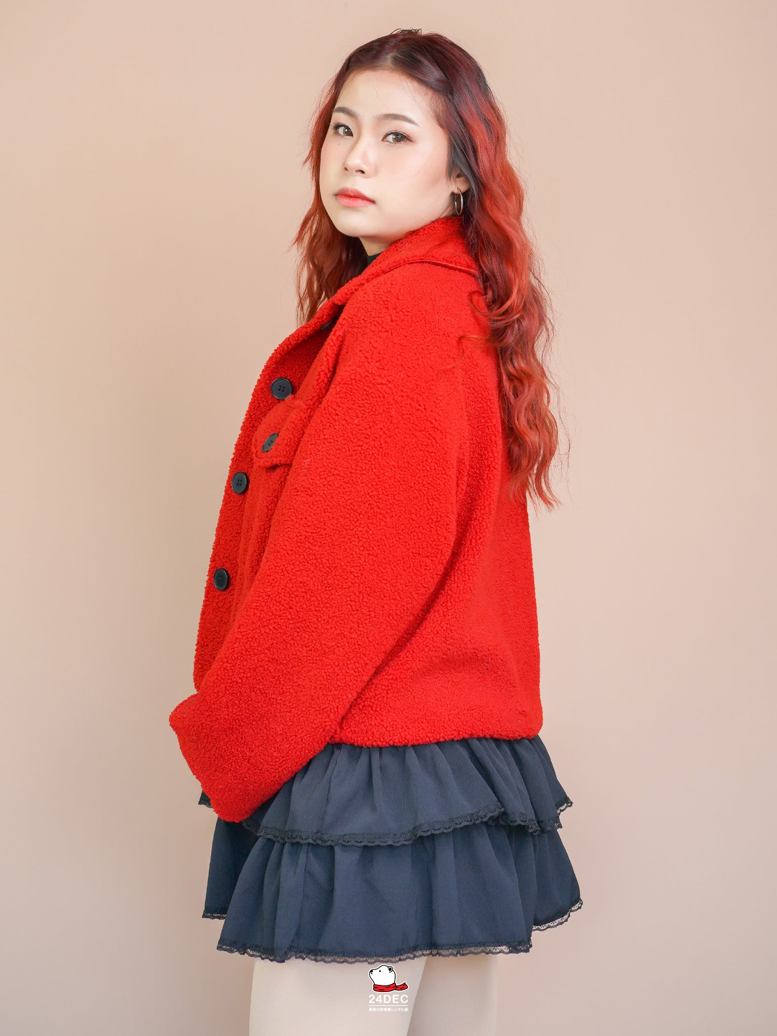 เช่าเสื้อแจ็คเก็ต หญิง รุ่น SUNDAY สี แดง