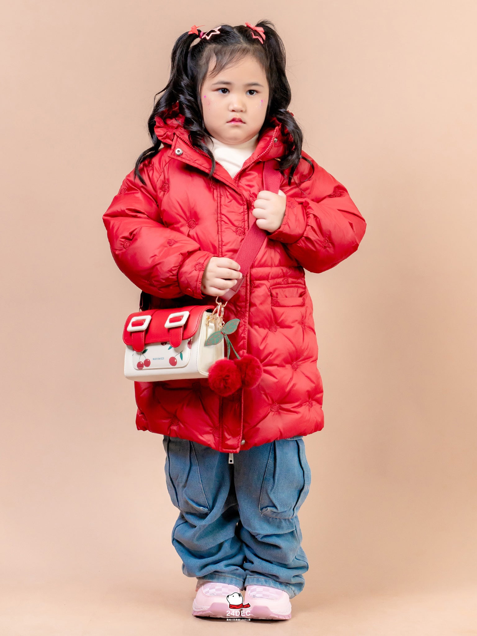 เช่าเสื้อกันหนาว เด็ก รุ่น SURI สี แดง