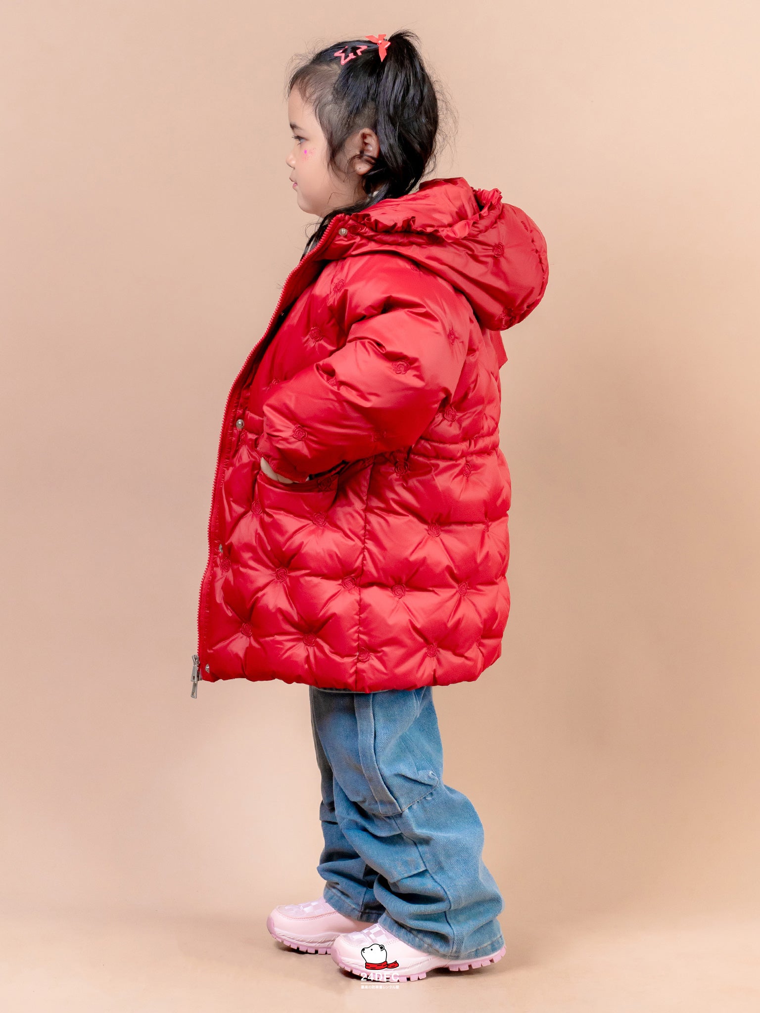เช่าเสื้อกันหนาว เด็ก รุ่น SURI สี แดง