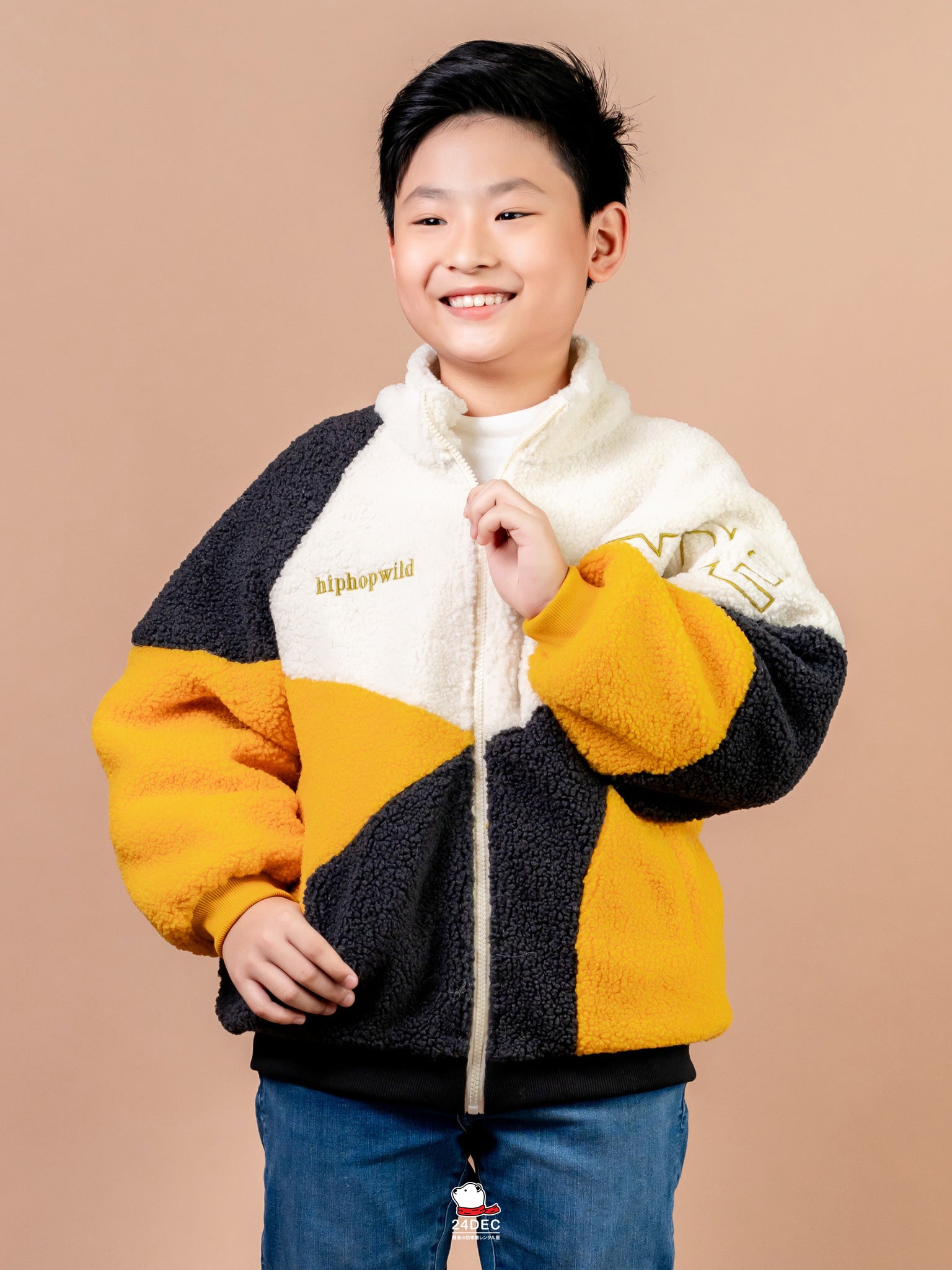 เช่าเสื้อแจ็คเก็ต เด็ก รุ่น TENGO สี เหลือง