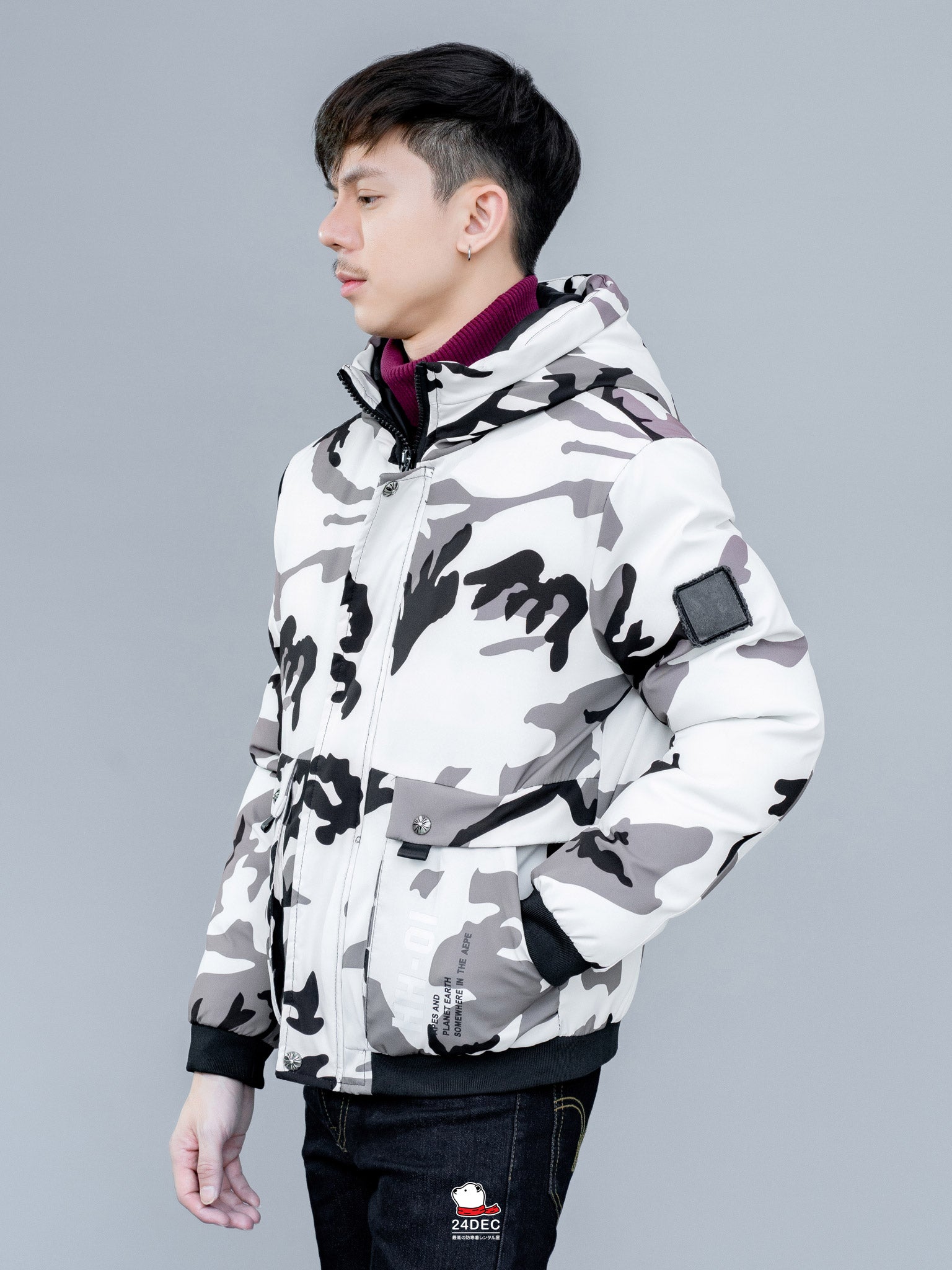 เช่าเสื้อกันหนาว ชาย รุ่น VOCATION สี ขาว