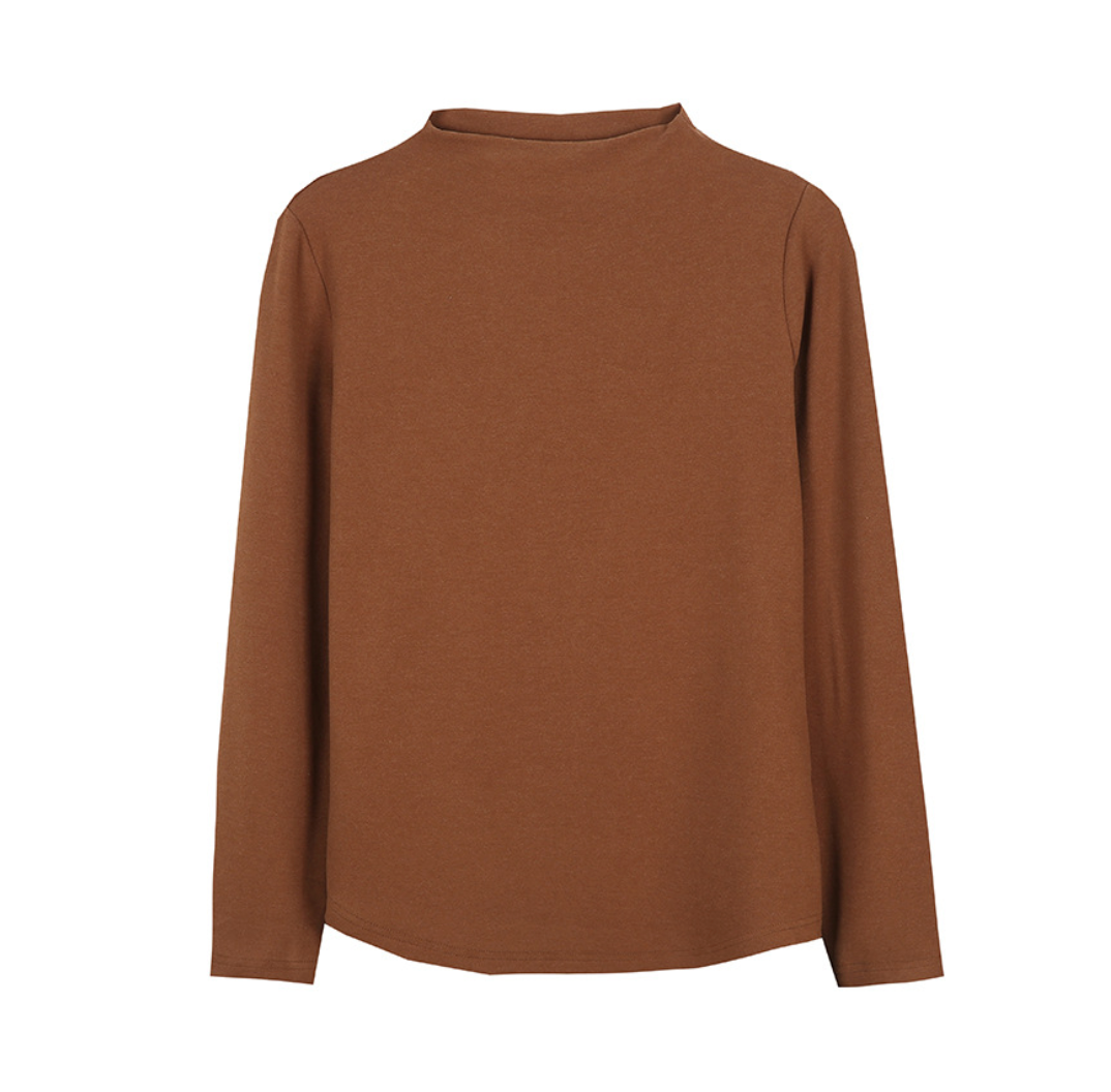 เช่าเสื้อคอเต่า หญิง รุ่น YUME สี น้ำตาล