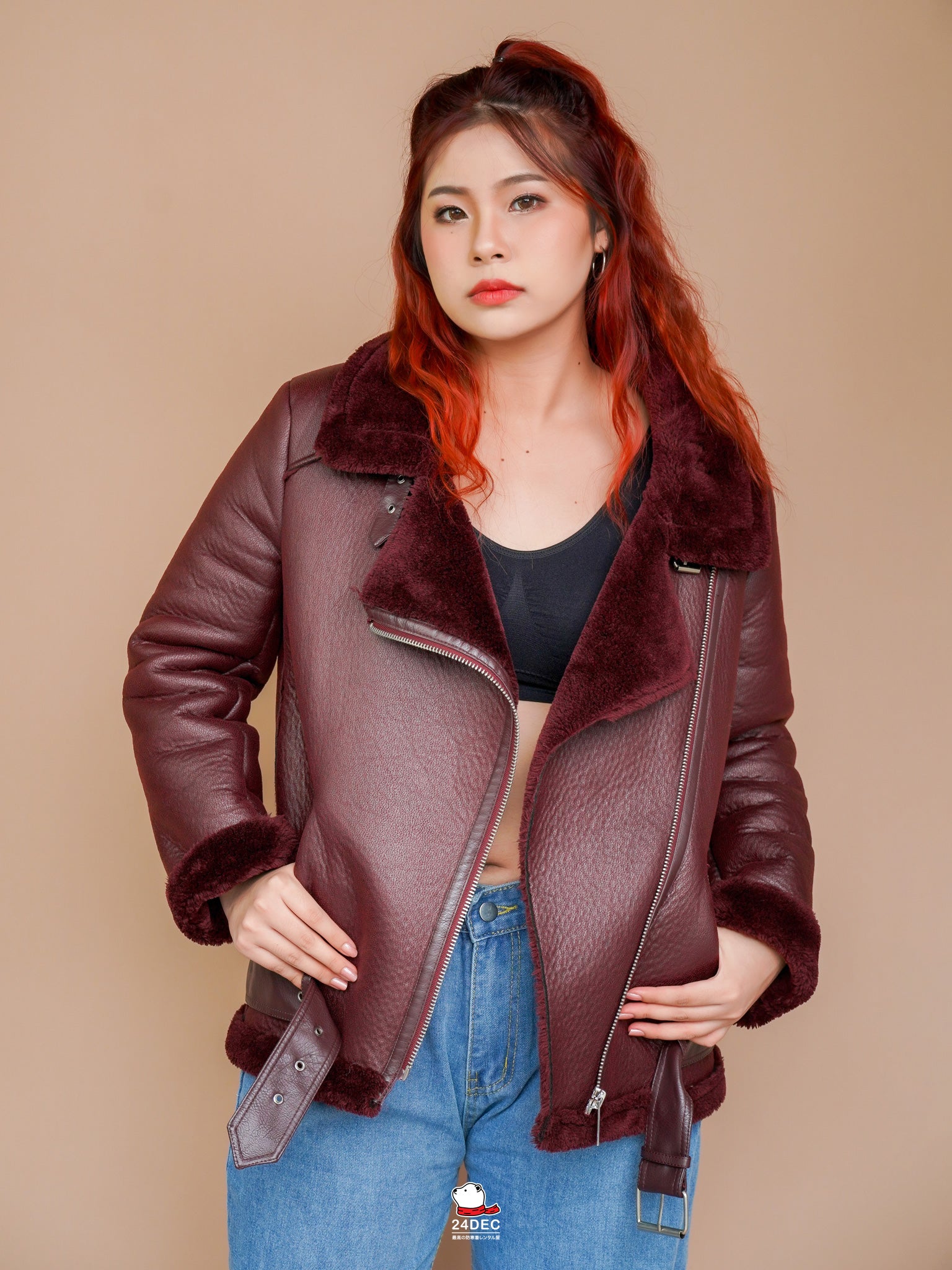 เช่าเสื้อแจ็คเก็ต หญิง รุ่น ZENITH สี แดงเรดไวน์