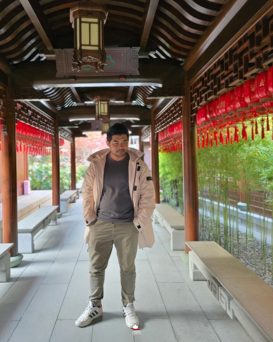 เช่าเสื้อกันหนาว ชาย รุ่น ZHUTA สี ขาว