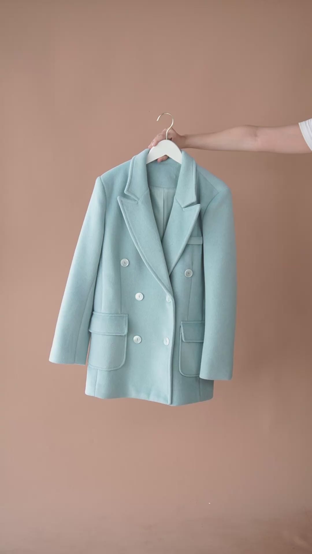 เช่าเสื้อโค้ท หญิง รุ่น MELLON สี เขียว