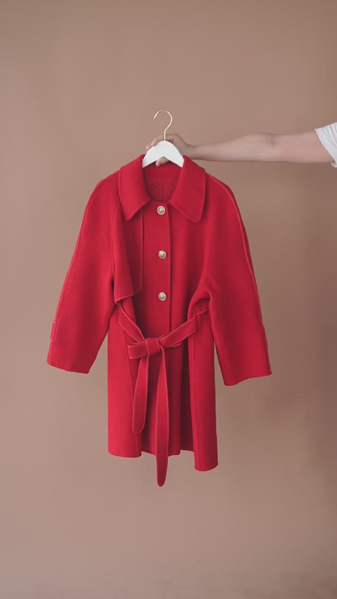 เช่าเสื้อโค้ท หญิง รุ่น ACACIA สี แดง