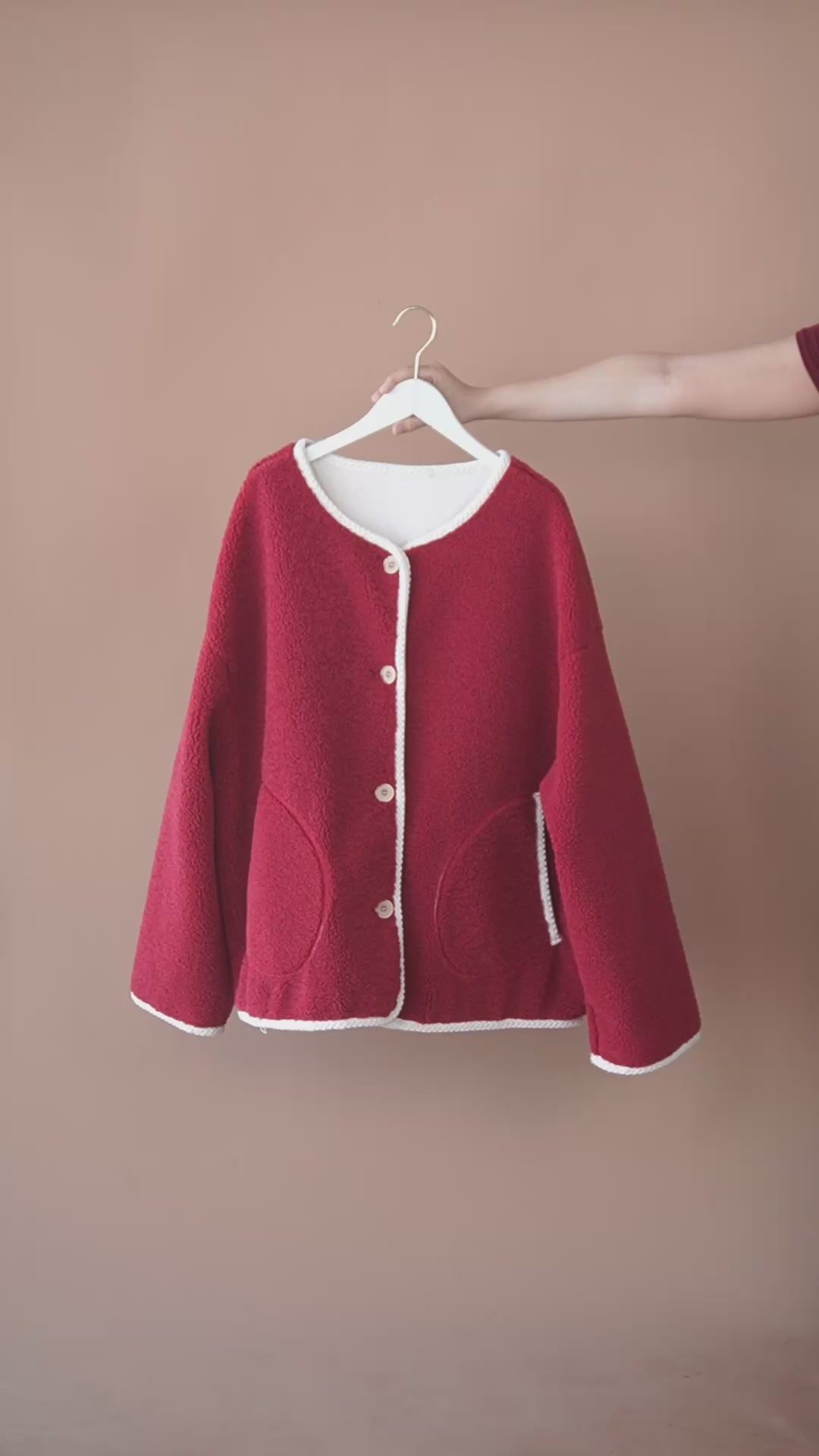 เช่าเสื้อแจ็คเก็ต หญิง รุ่น ALISHAN สี แดงเรดไวน์
