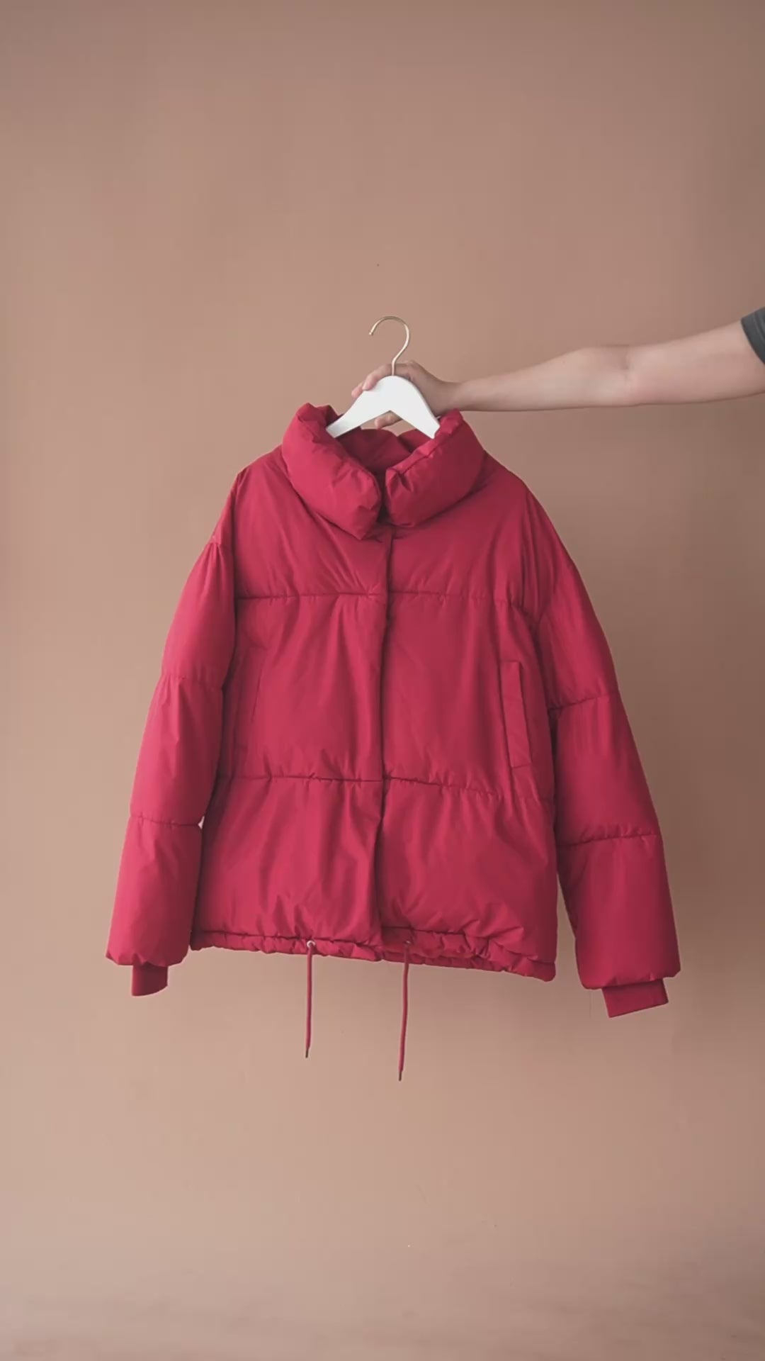 เช่าเสื้อกันหนาว หญิง รุ่น SANGRIA สี แดงเรดไวน์