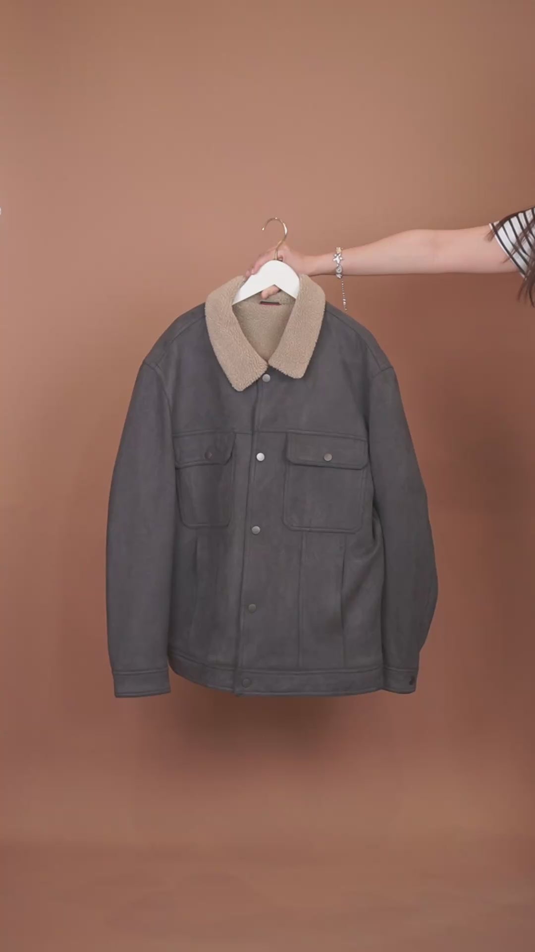 เช่าเสื้อแจ็คเก็ต ชาย รุ่น MORAL สี เทา