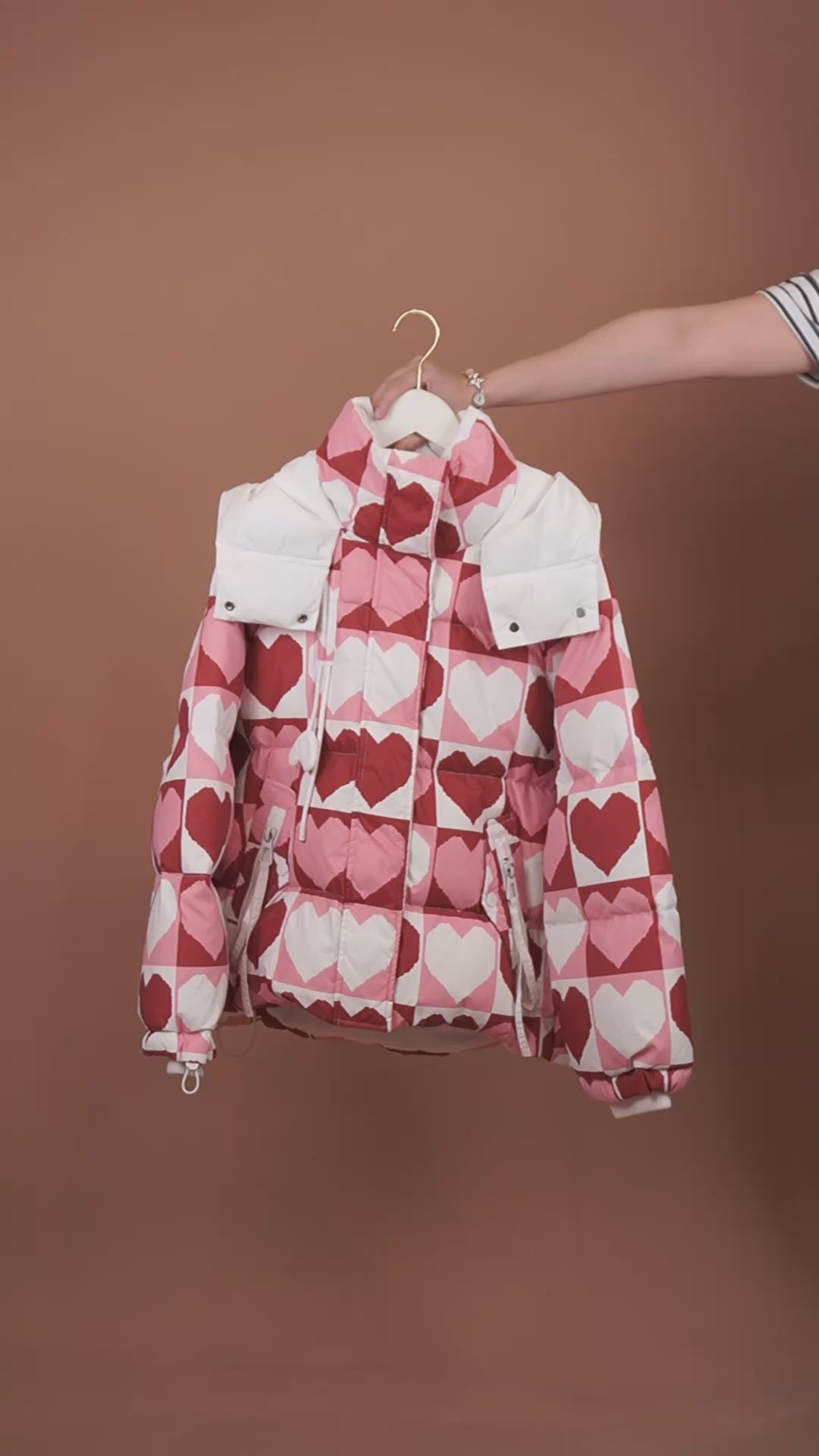 เช่าเสื้อกันหนาว หญิง รุ่น CORAZON สี ชมพู