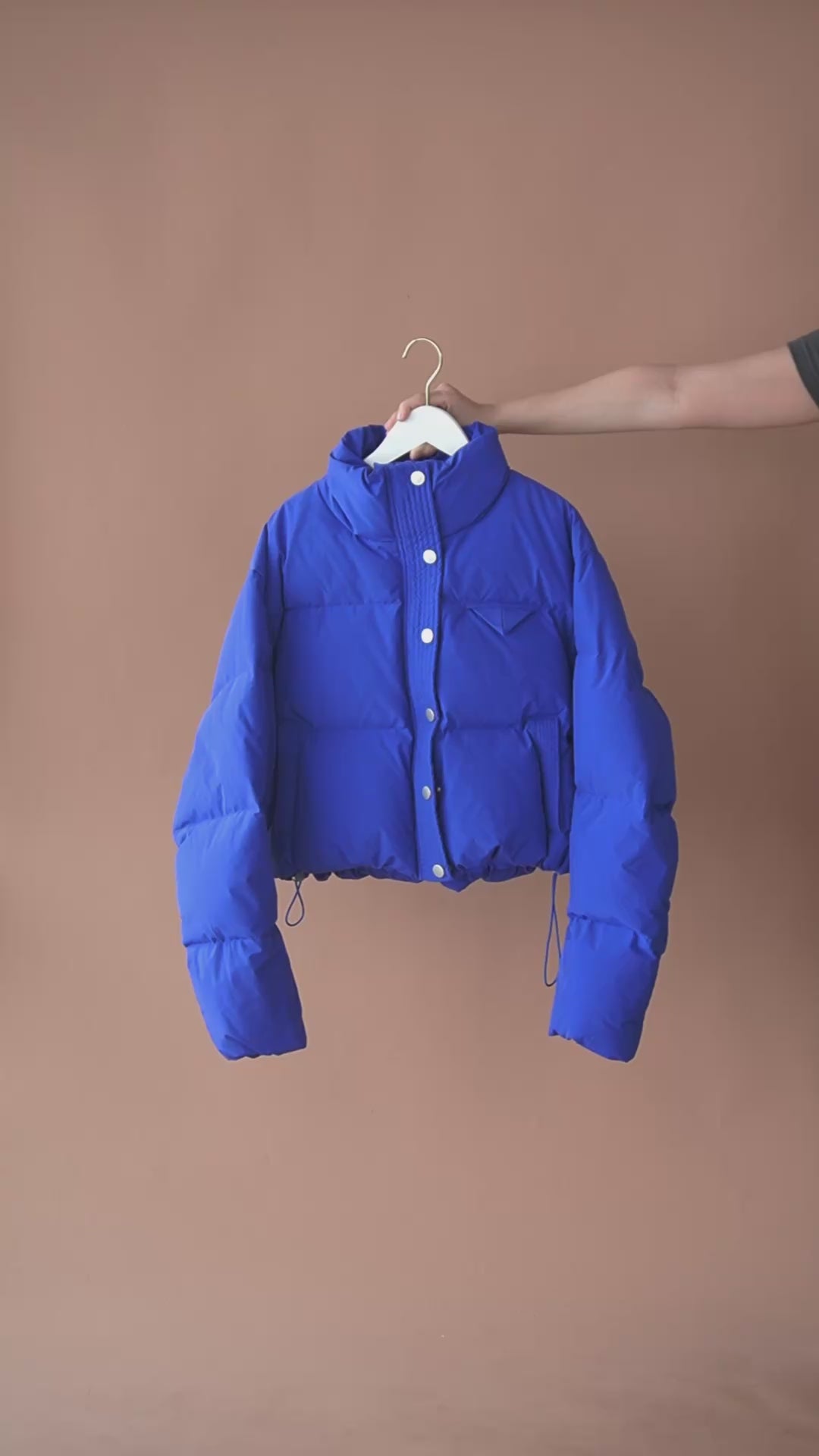 เช่าเสื้อกันหนาว หญิง รุ่น PERIDOT สี น้ำเงิน