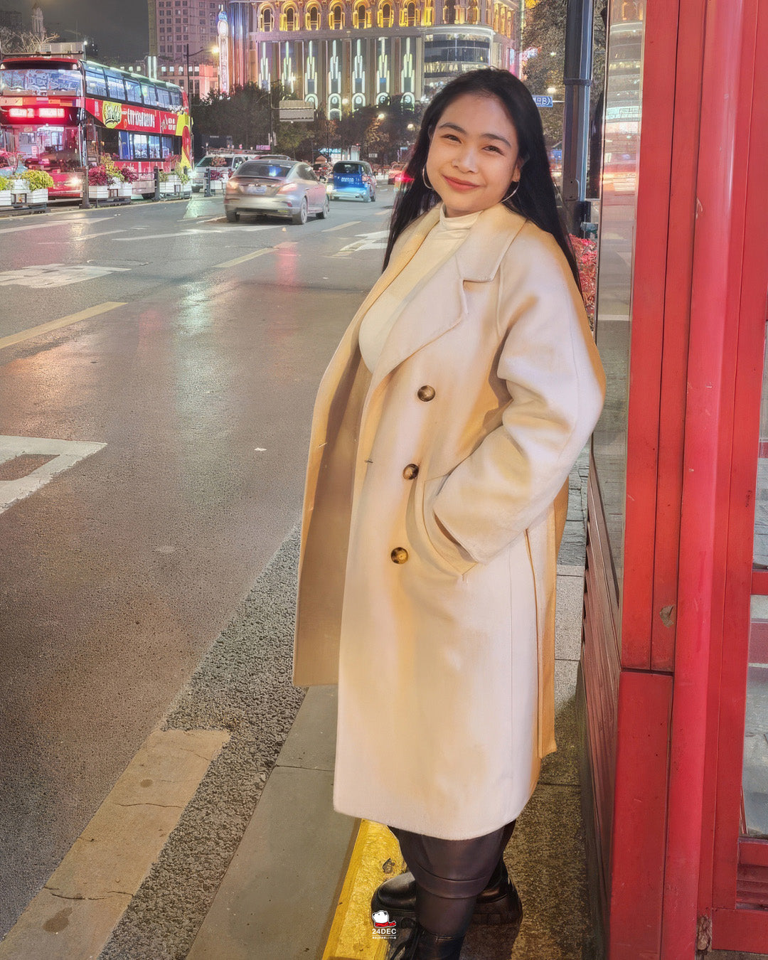 เช่าเสื้อโค้ท หญิง รุ่น VISP สี ขาว