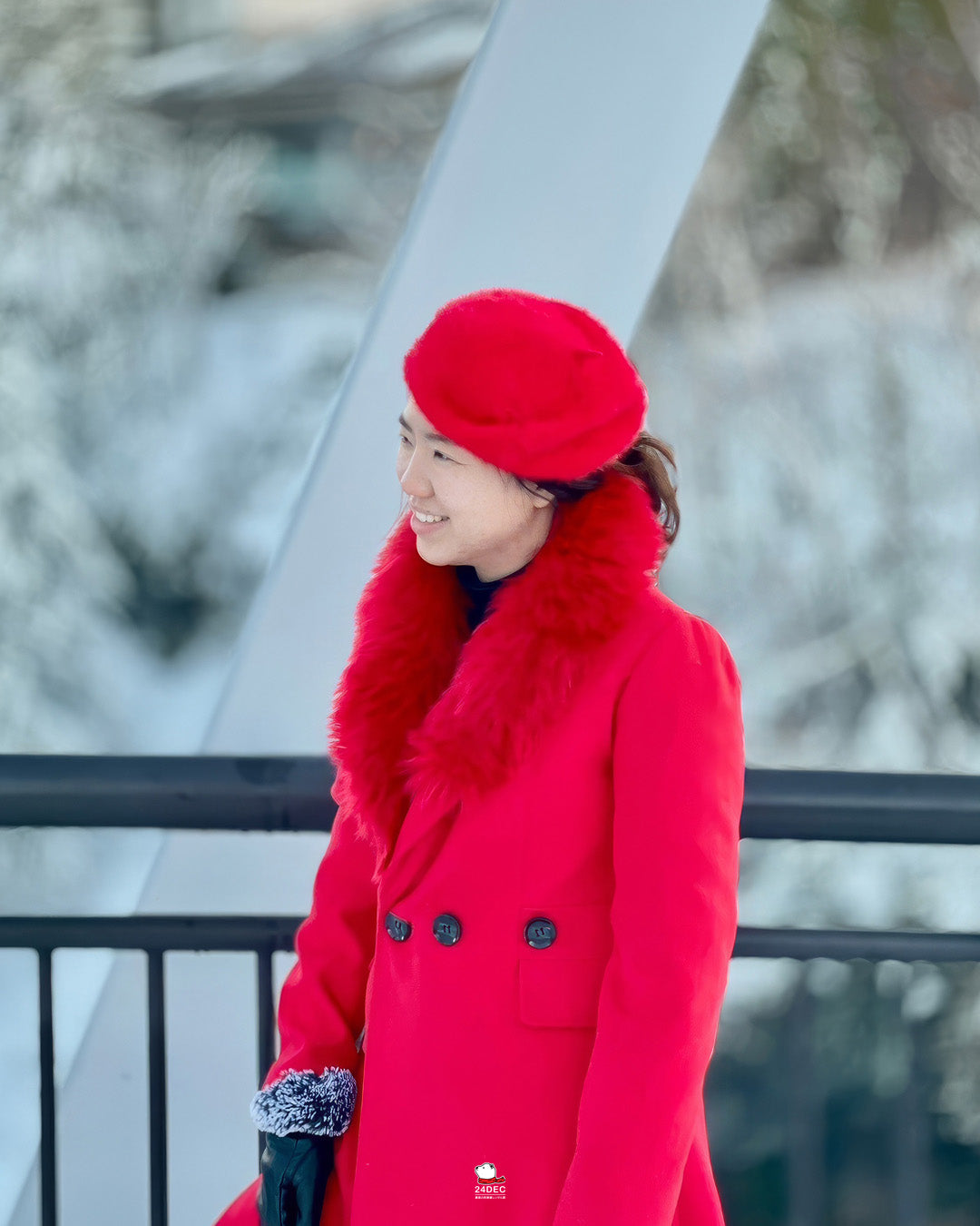 เช่าเสื้อโค้ท หญิง รุ่น WONDER สี แดง